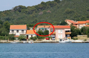 Apartments by the sea Verunic, Dugi otok - 8104  Вели Рат